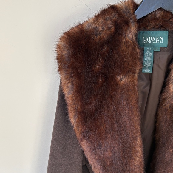 Lauren Ralph Lauren Brown Coat with Faux Fur Collar - Picture 3 of 11